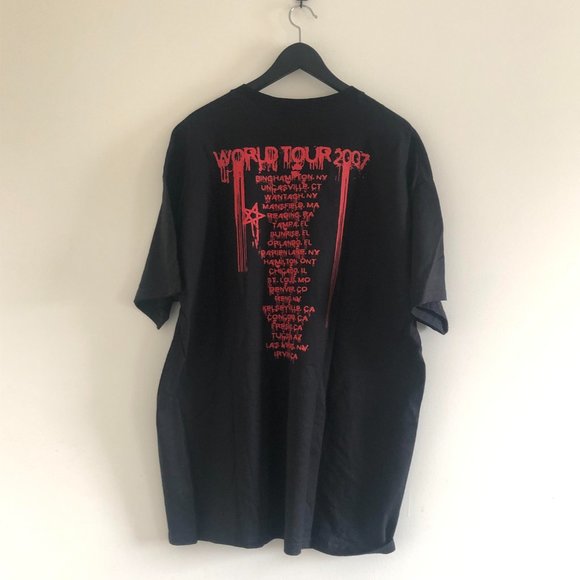 **SOLD** Rock tour t-shirt - Picture 2 of 5